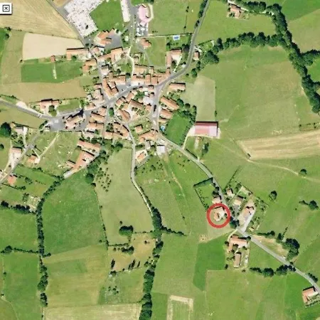 Ferme Du Xixe Siecle Avec Cour Fermee Et Terrasse, Proche Des Gorges De La Loire Et Du Puy-en-velay - Fr-1-582-187 Lantställe Saint-Vincent (Haute-Loire)