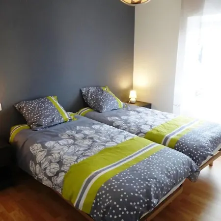 Ferme Du Xixe Siecle Avec Cour Fermee Et Terrasse, Proche Des Gorges De La Loire Et Du Puy-en-velay - Fr-1-582-187 Dom wakacyjny *