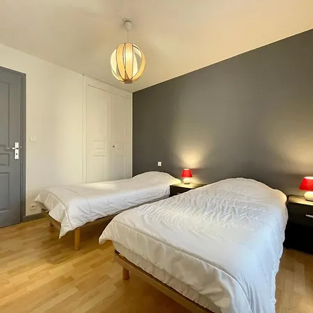 Dom wakacyjny Ferme Du Xixe Siecle Avec Cour Fermee Et Terrasse, Proche Des Gorges De La Loire Et Du Puy-en-velay - Fr-1-582-187